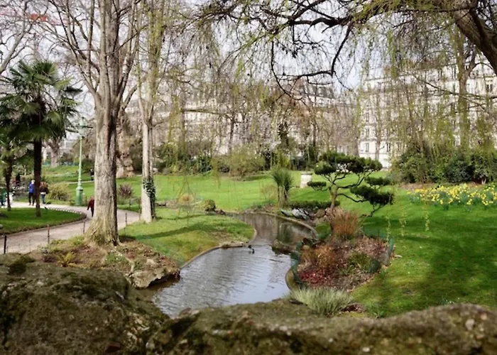 Batignolles - Parisian Alloggio in famiglia